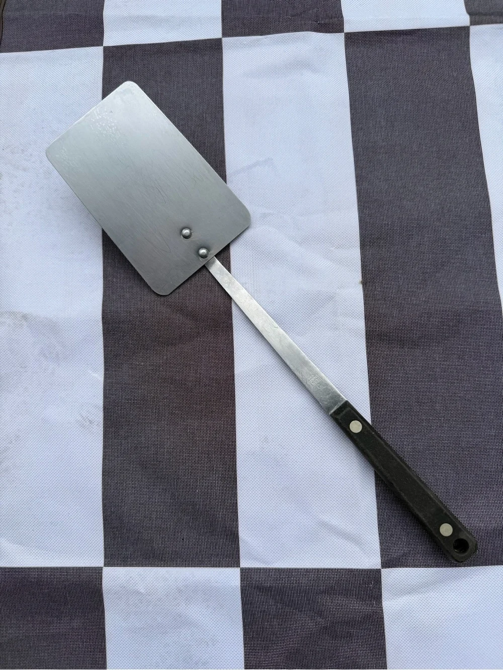 Vtg FLINT Arrowhead SPATULA USA Black Handle Stainless 13 3/4